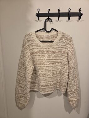 Moon & Madison Cropped Sweater